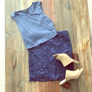 Form Fitting Express Crop-Top